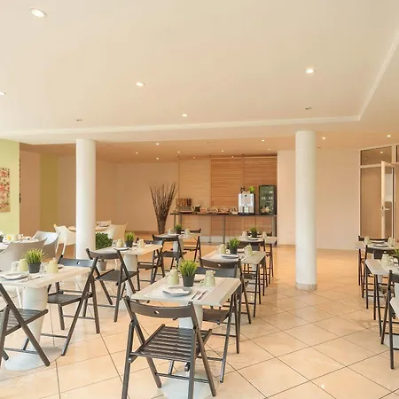 Hotel Marne-la-vallee-bry-sur-marne 2*