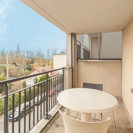 Marne-la-vallee-bry-sur-marne Hotel