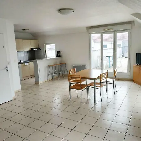 Marne-la-vallee-bry-sur-marne Hotel 2*