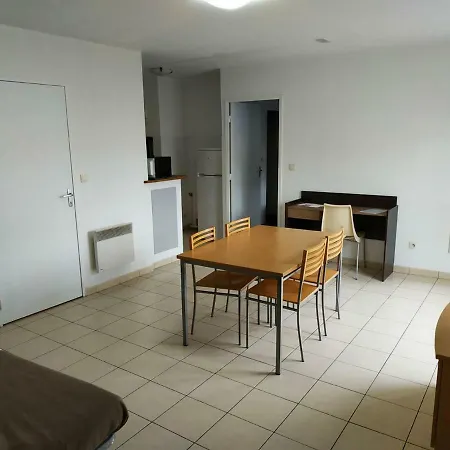 Hotel Marne-la-vallee-bry-sur-marne 2*